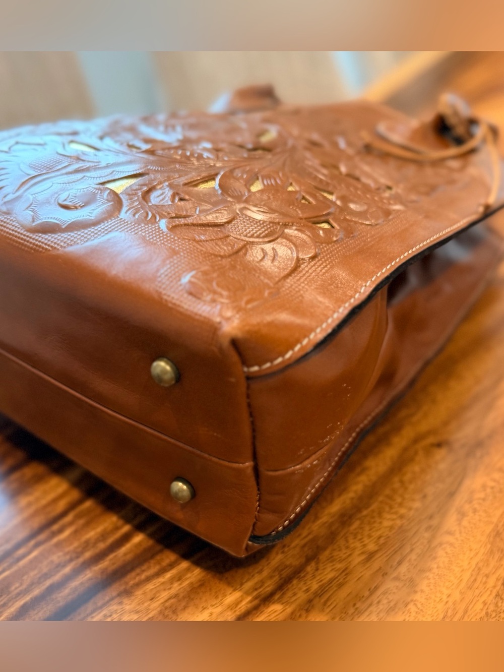 Patricia Nash Tooled Leather Floral Cutout Shopper. Gold Leather Underlay. GUC - Picture 12 of 17